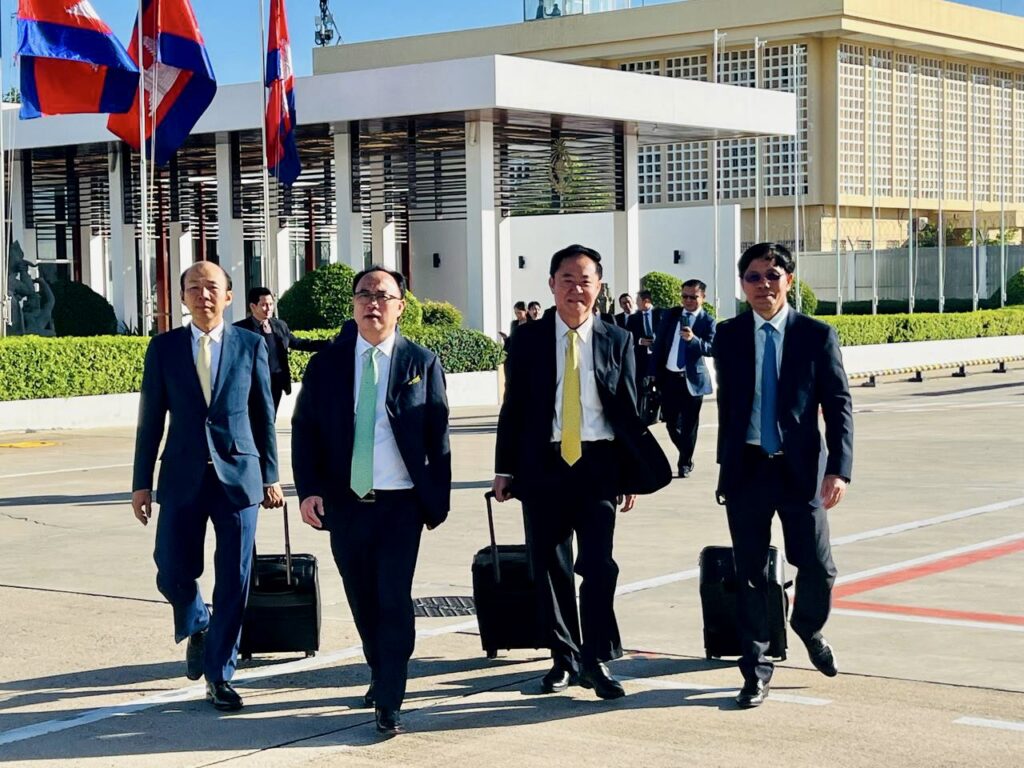 Tualetdagi teshik bilan jinsiy aloqa