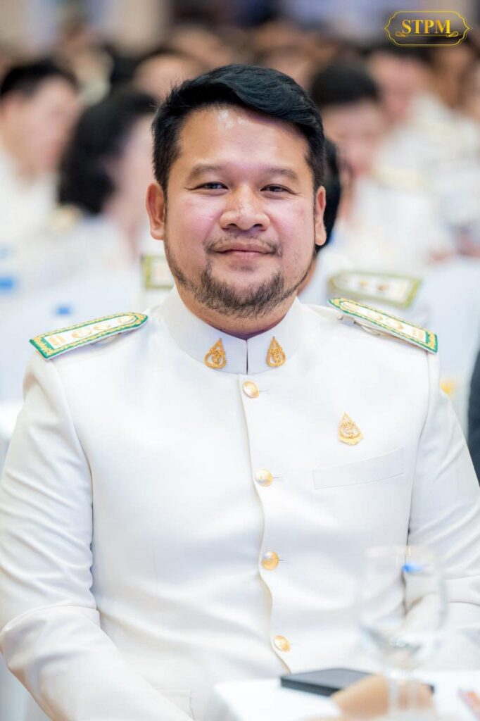 Xunuk yuzli ayollarning porno videolari